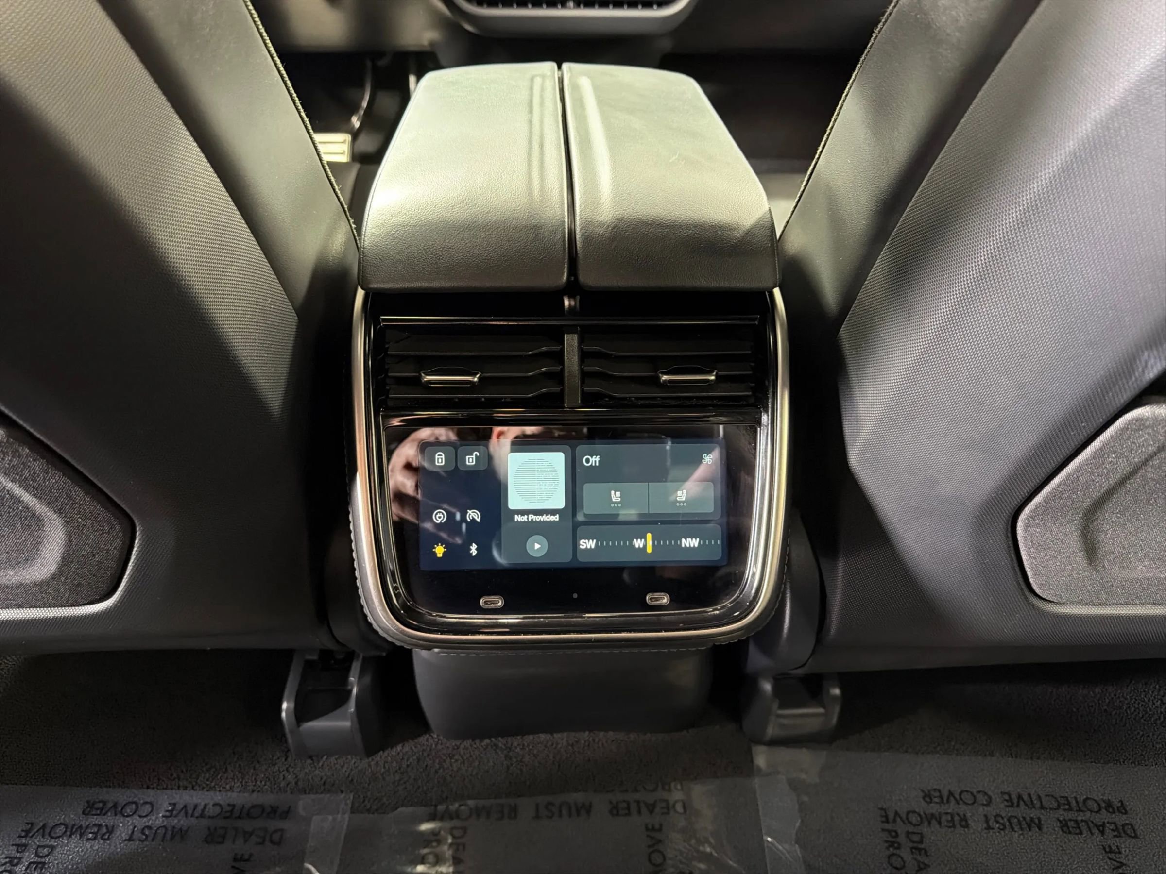 Used 2022 Rivian R1T Adventure AWD/4WD image 16