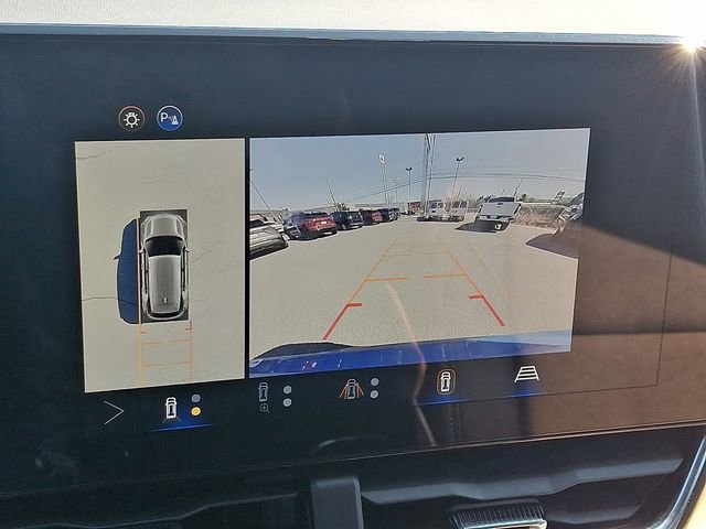 Certified 2025 Chevrolet Equinox ACTIV w/ Safety and Technology Package image 17