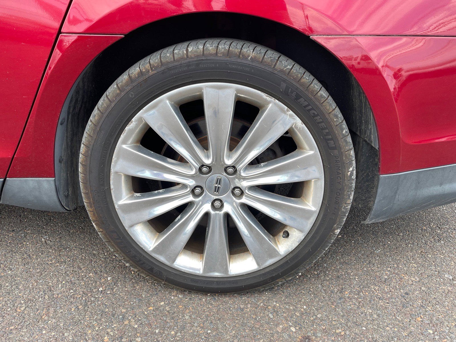 Used 2015 Lincoln MKS AWD w/ Equipment Group 201A image 27