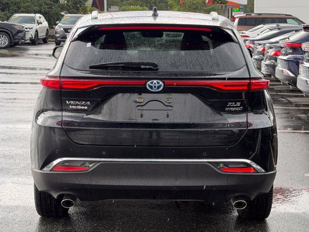 Used 2021 Toyota Venza XLE w/ Softex Package AWD/4WD image 4