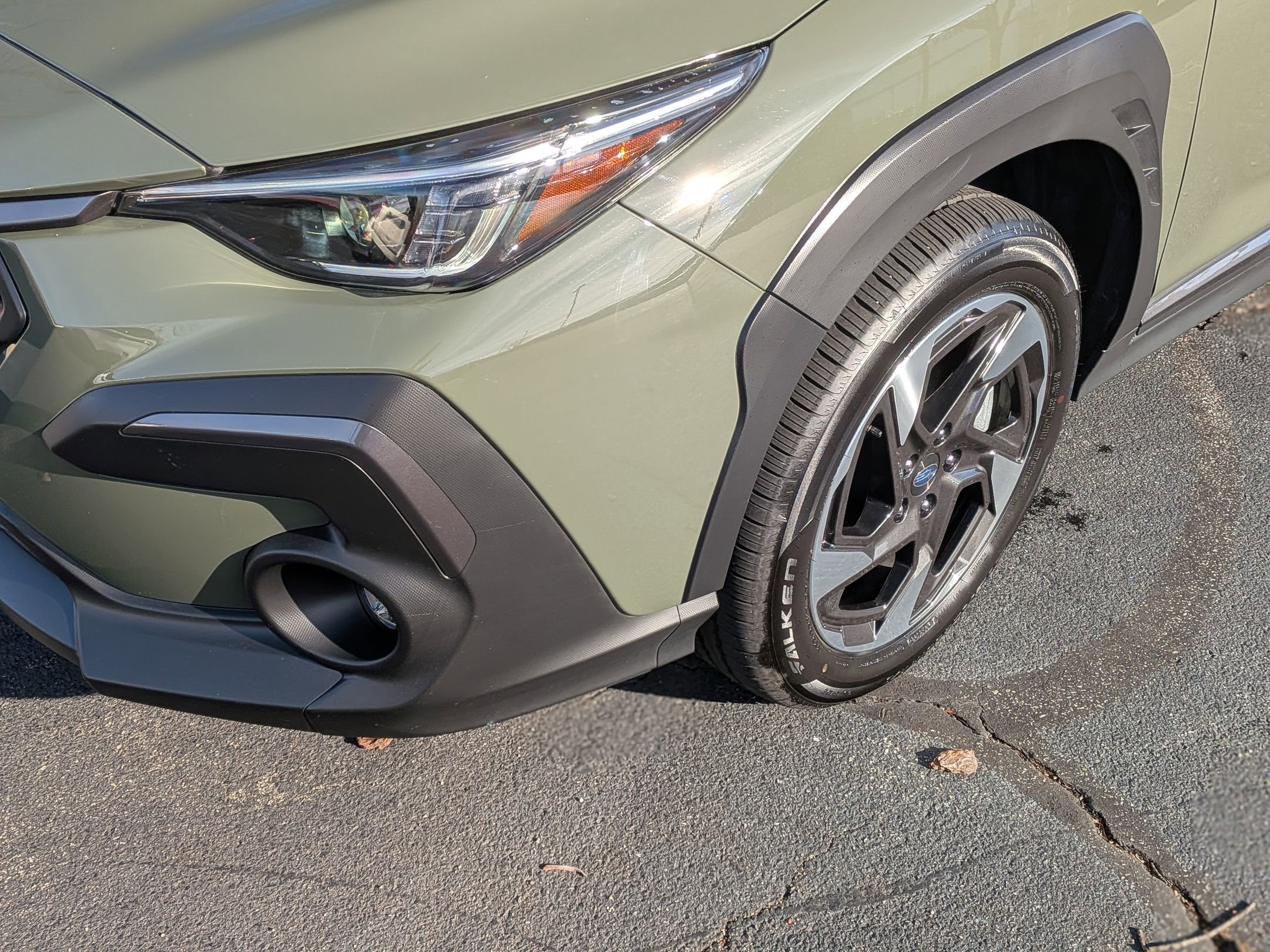 Used 2025 Subaru Crosstrek 2.5i Limited w/ Crosstrek Mirror Package image 11