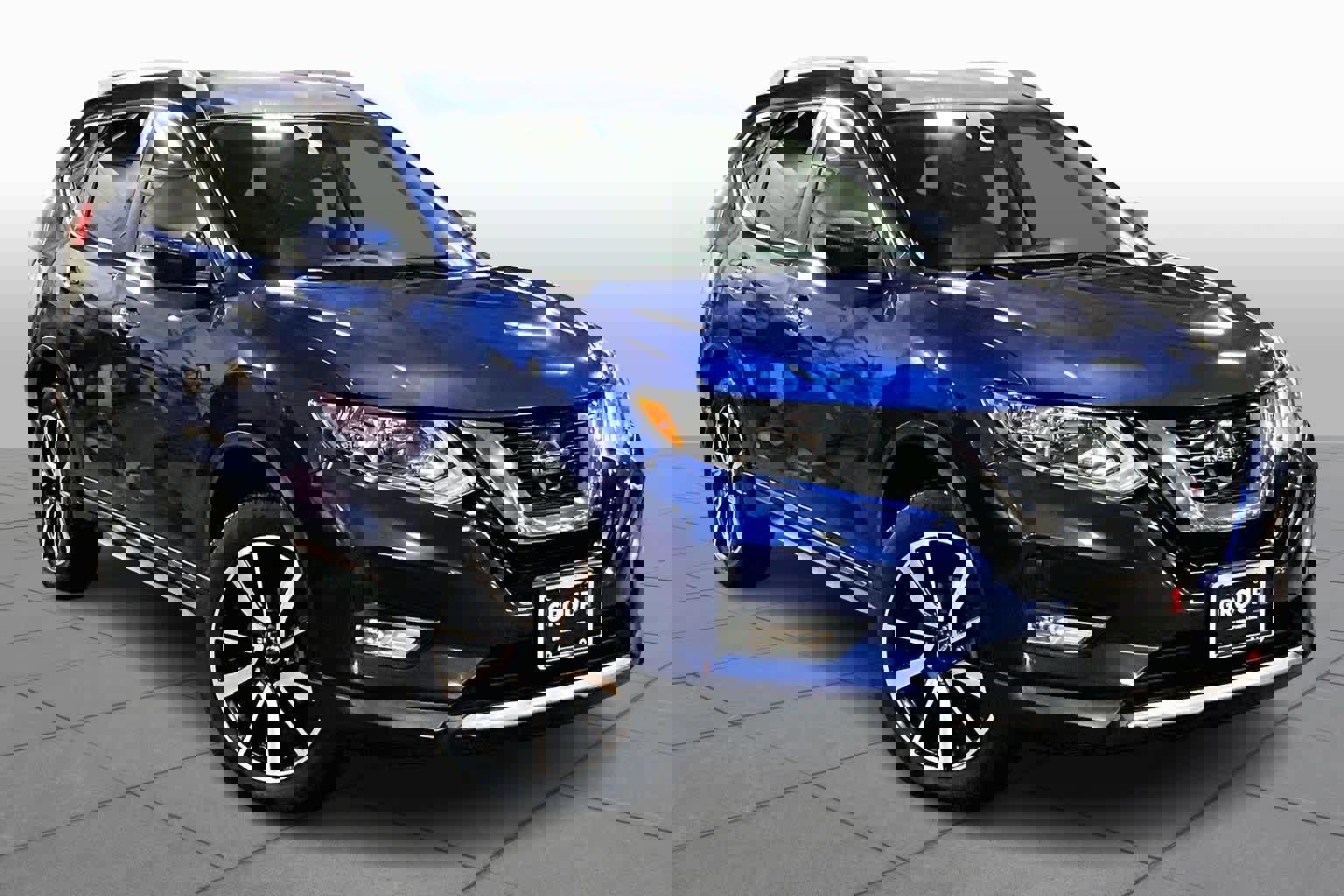 Used 2019 Nissan Rogue SL image 2