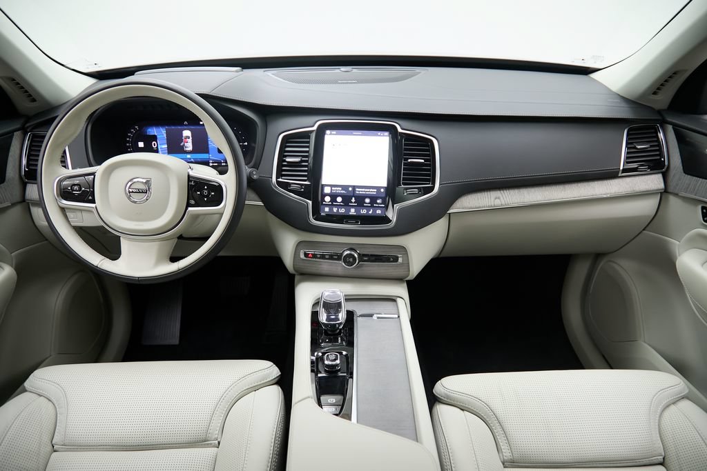 Certified 2024 Volvo XC90 T8 Ultimate w/ Protection Package Premier AWD/4WD image 28