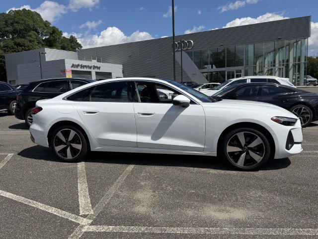 Used 2025 Audi A5 Premium Plus w/ Premium Plus AWD/4WD image 5