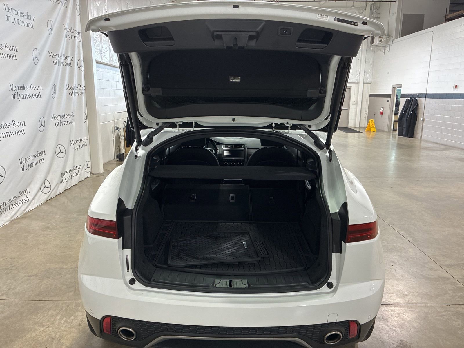 Used 2020 Jaguar E-PACE image 24