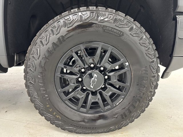 New 2026 Chevrolet Silverado 2500 ZR2 w/ LPO, Dark Essentials Package image 38
