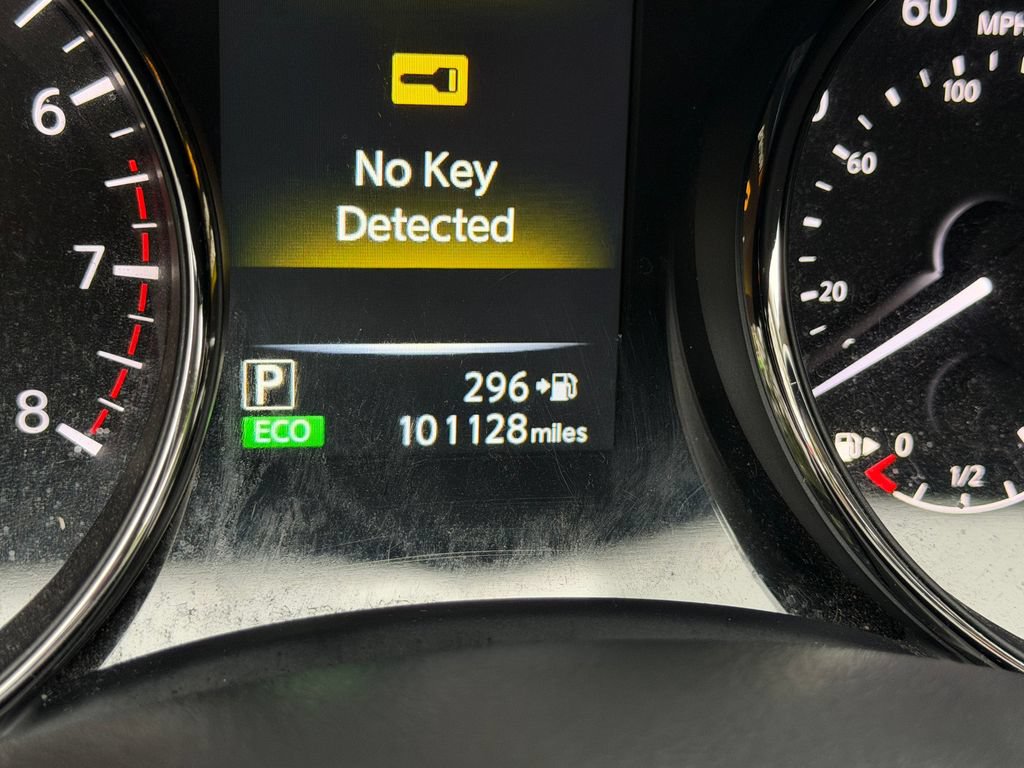 Used 2017 Nissan Rogue SL AWD/4WD image 27