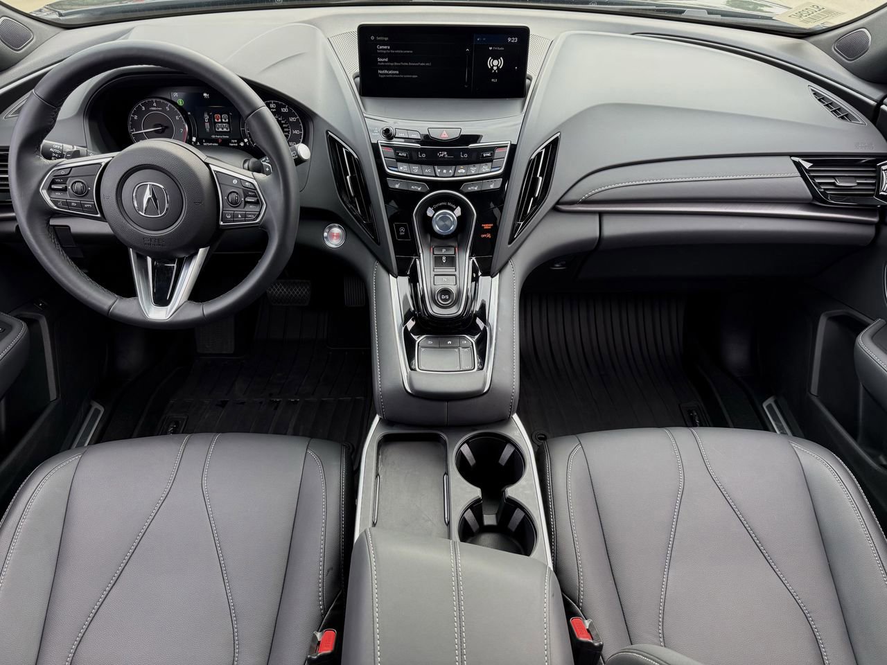 Used 2025 Acura RDX SH-AWD image 11