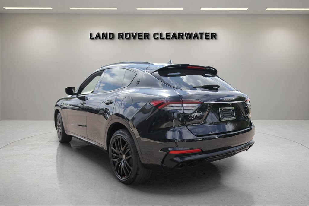 Used 2023 Maserati Levante Modena AWD/4WD image 3