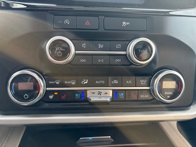 Certified 2024 Ford Expedition Limited AWD/4WD image 31