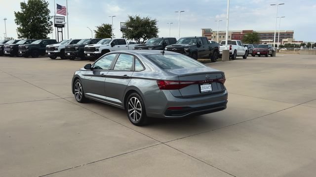 Used 2025 Volkswagen Jetta Sport FWD image 7