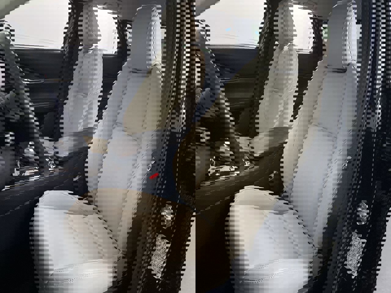 Used 2023 MAZDA CX-30 AWD 2.5 S w/ Preferred Package image 12