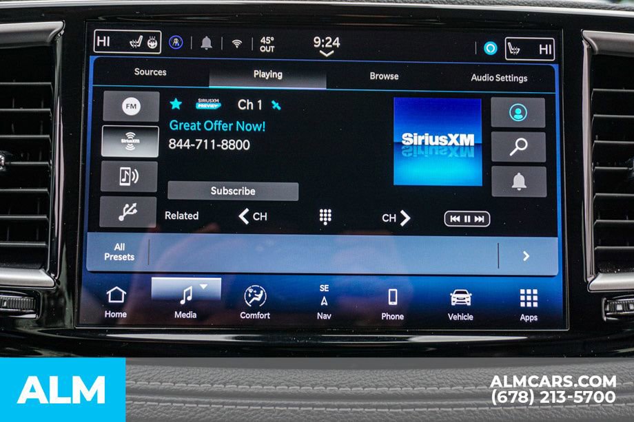 Used 2024 Chrysler Pacifica Select image 45