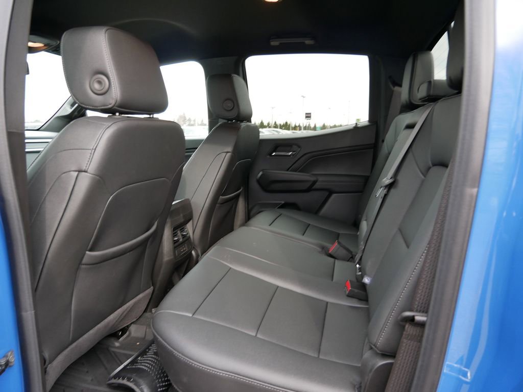 Used 2025 GMC Canyon Elevation w/ Convenience Package image 12