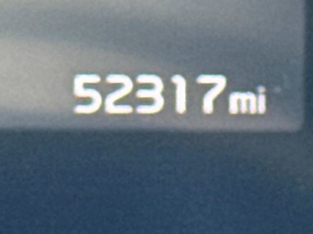 Used 2024 Kia Carnival LX image 33