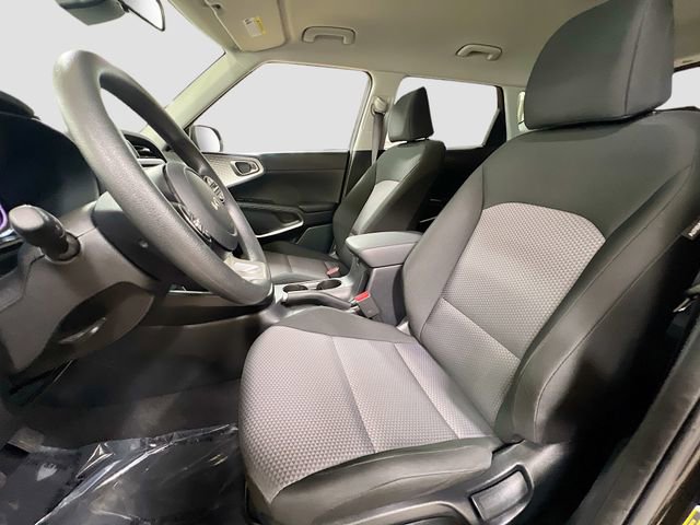 Certified 2025 Kia Soul LX w/ LX Technology Package image 20