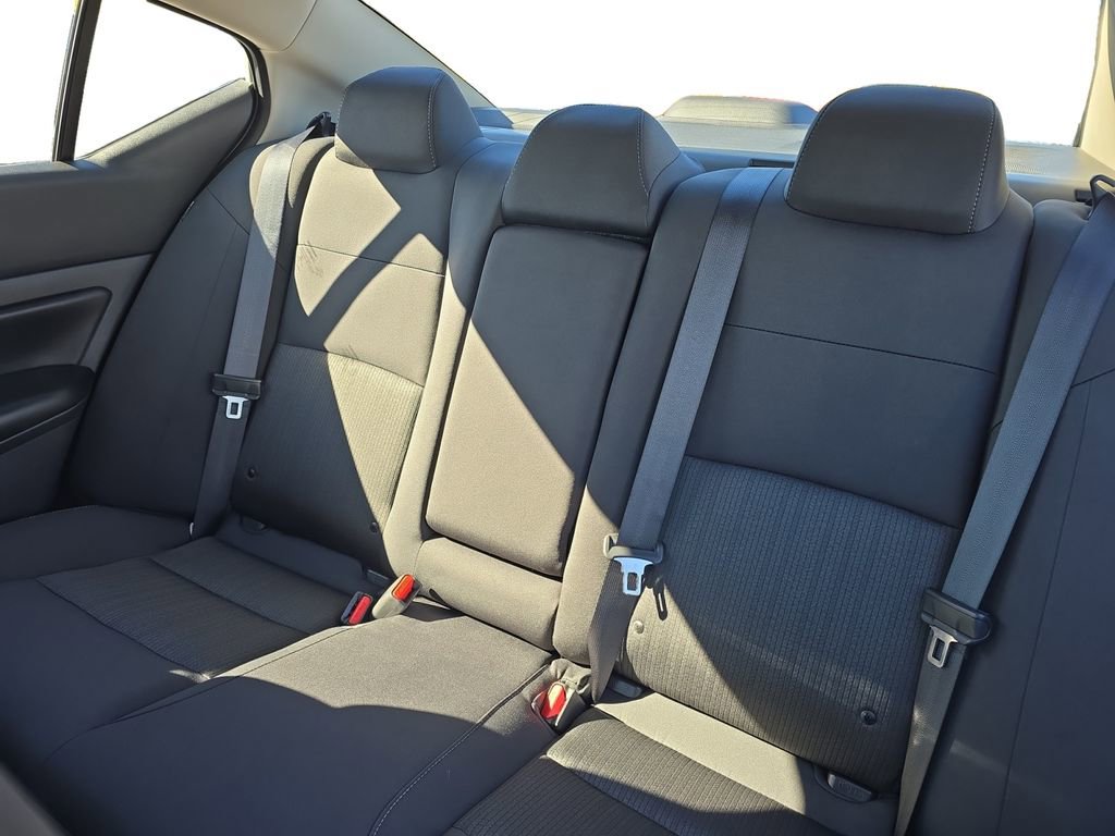 Used 2025 Nissan Altima 2.5 S image 14