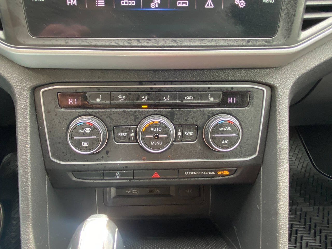 Used 2021 Volkswagen Atlas SE AWD/4WD image 32