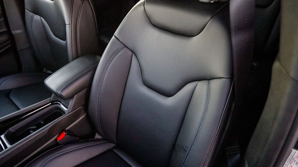 New 2026 Jeep Compass Limited image 25