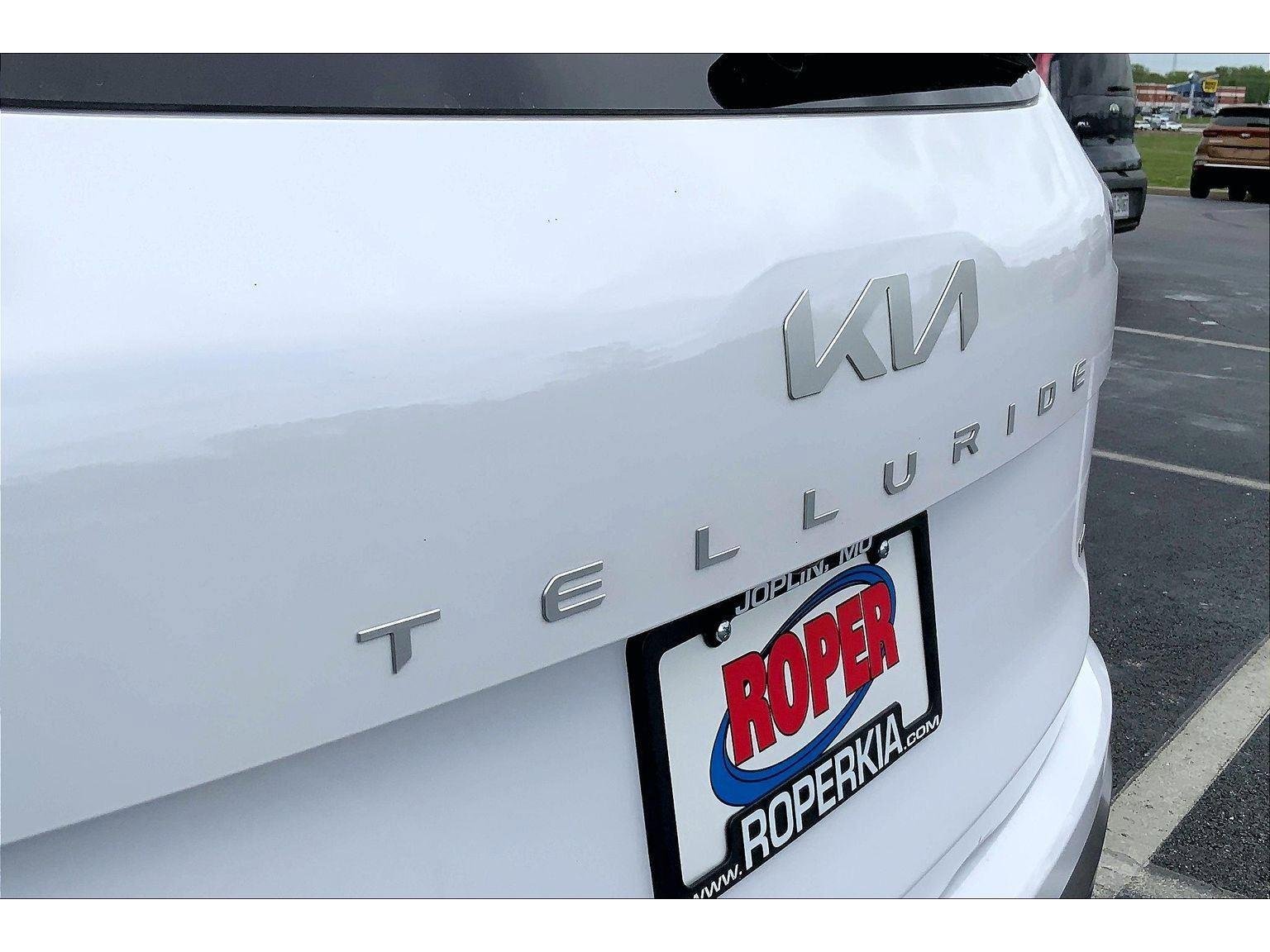 Used 2025 Kia Telluride EX image 31