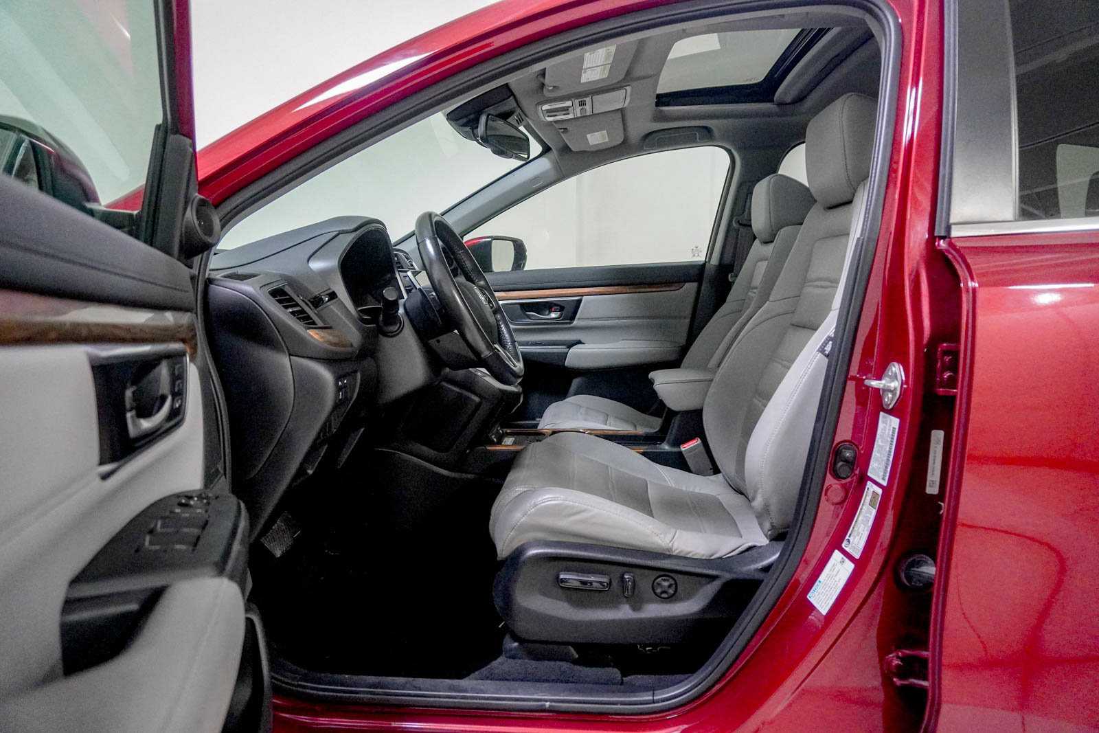 Used 2022 Honda CR-V Touring image 21