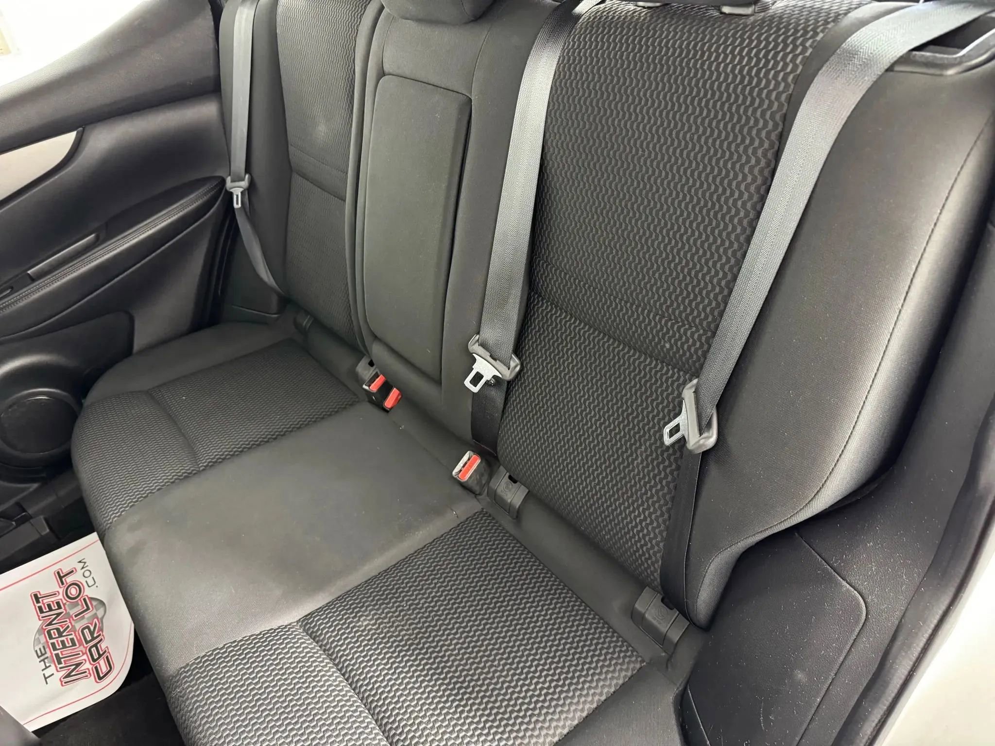 Used 2018 Nissan Rogue Sport S w/ S Appearance Package image 31