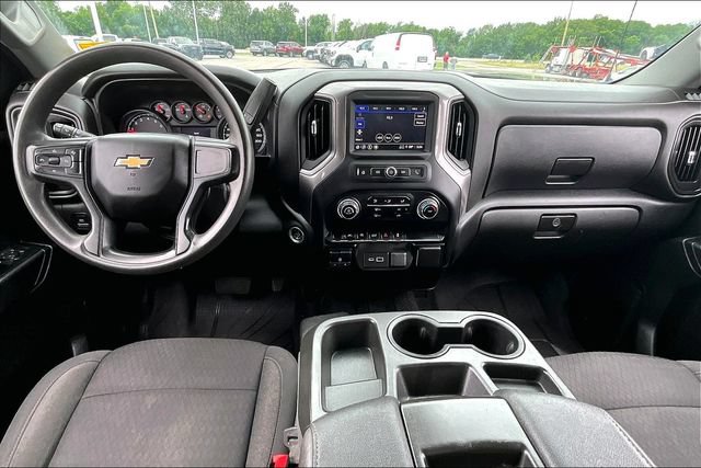 Used 2023 Chevrolet Silverado 1500 Custom AWD/4WD image 8