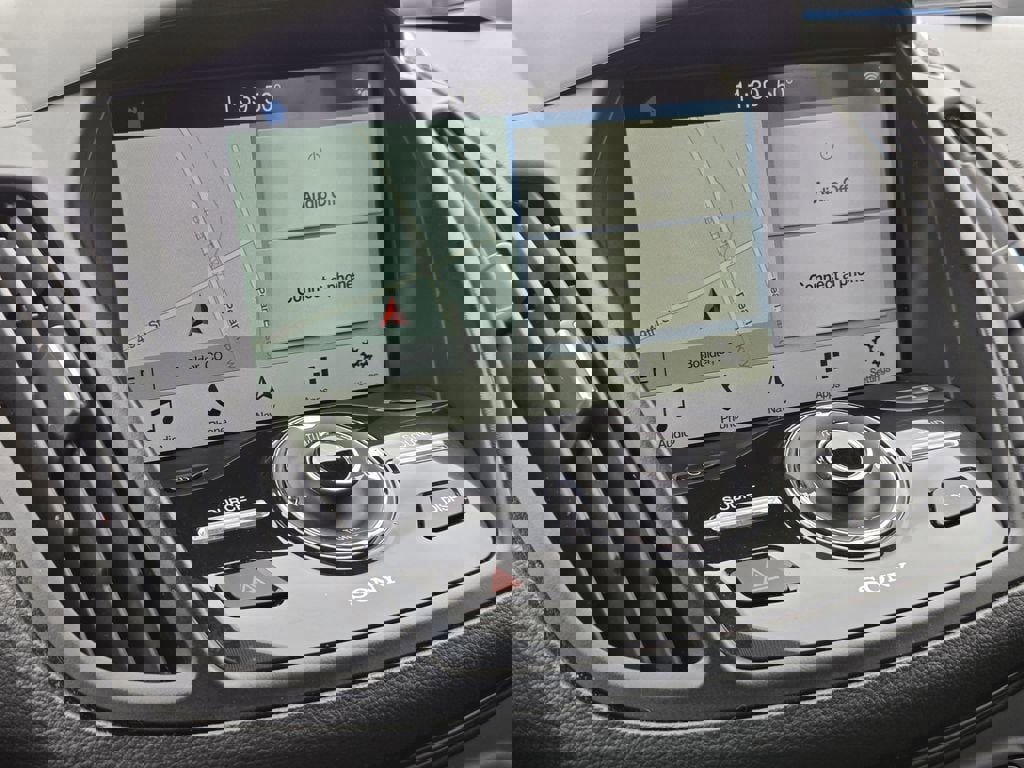 Used 2018 Ford Escape Titanium image 11