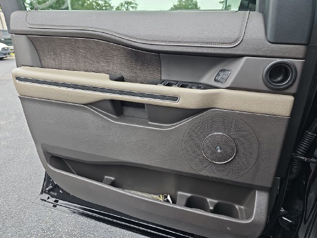 Certified 2020 Ford Expedition Limited RWD image 34