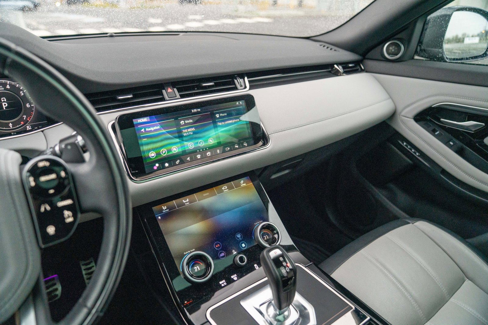 Used 2020 Land Rover Range Rover Evoque First Edition image 15