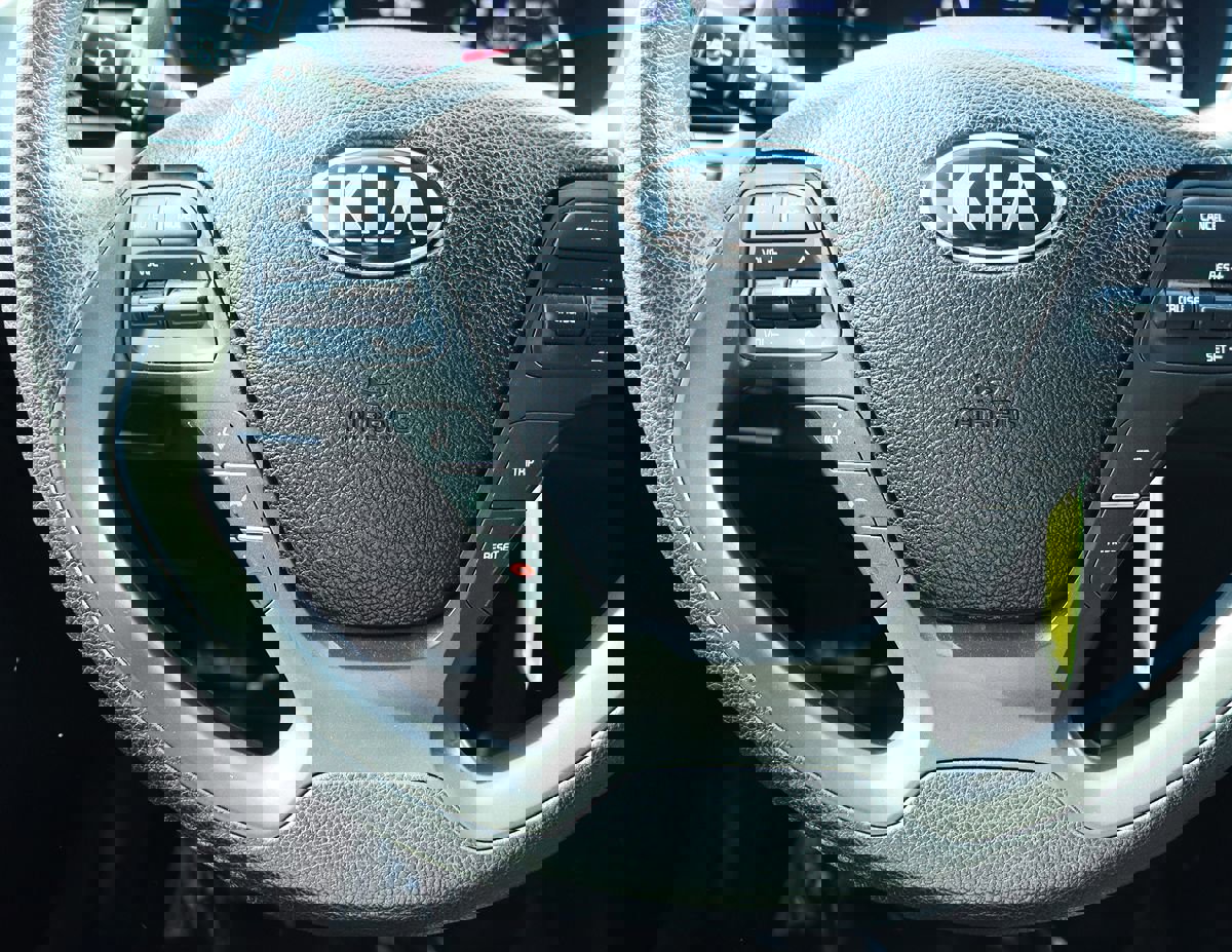 Used 2018 Kia Forte LX FWD image 50