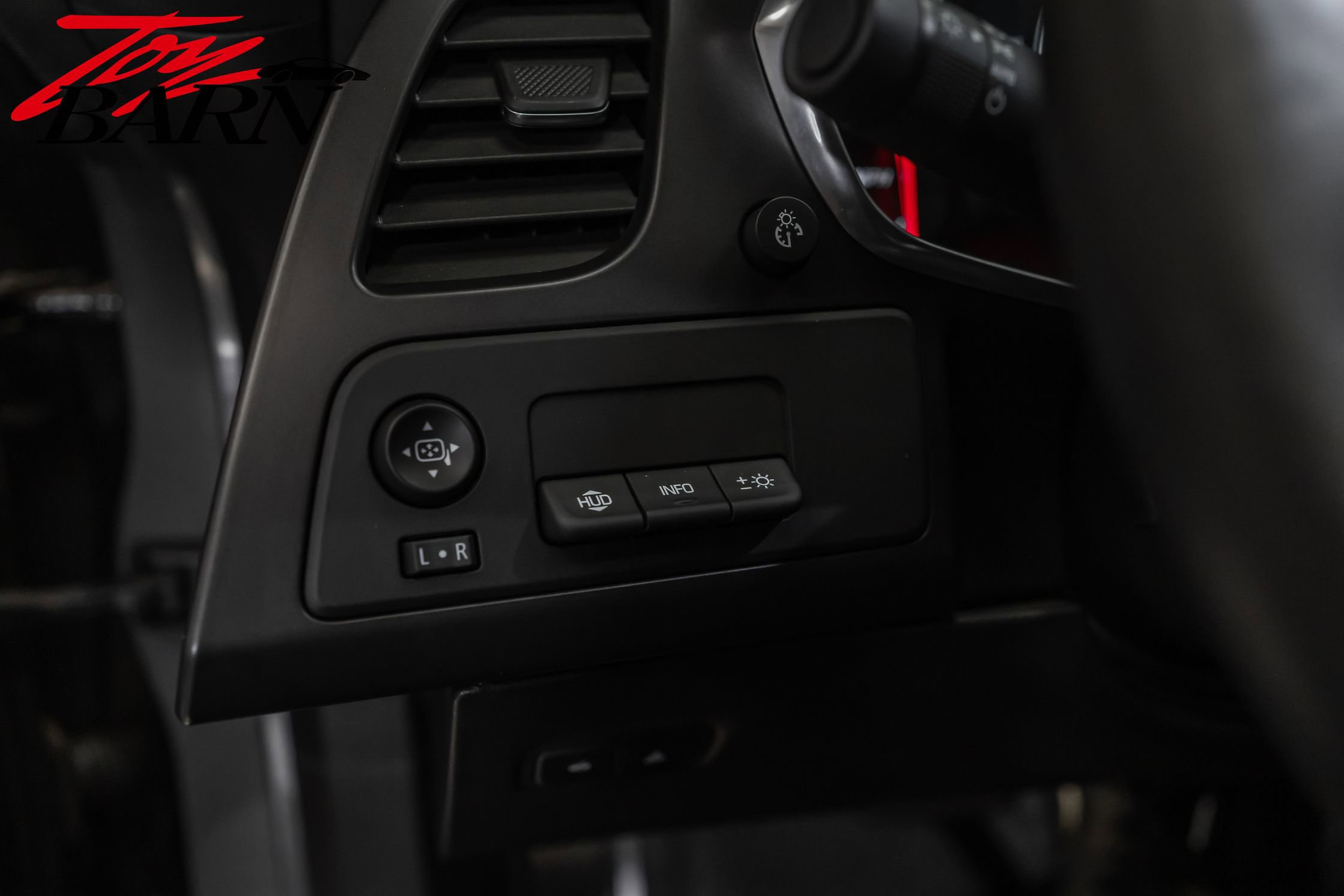 Used 2016 Chevrolet Corvette Z06 w/ 3LZ Preferred Equipment Group image 38