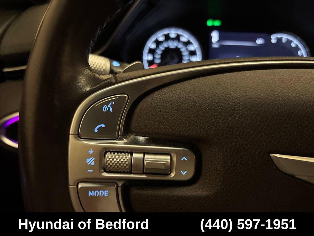 Used 2022 Genesis GV70 2.5T w/ Advanced Package AWD/4WD image 16