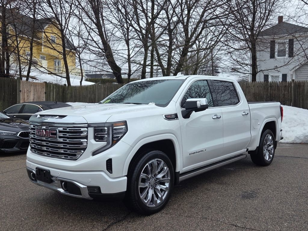 Used 2024 GMC Sierra 1500 Denali image 2