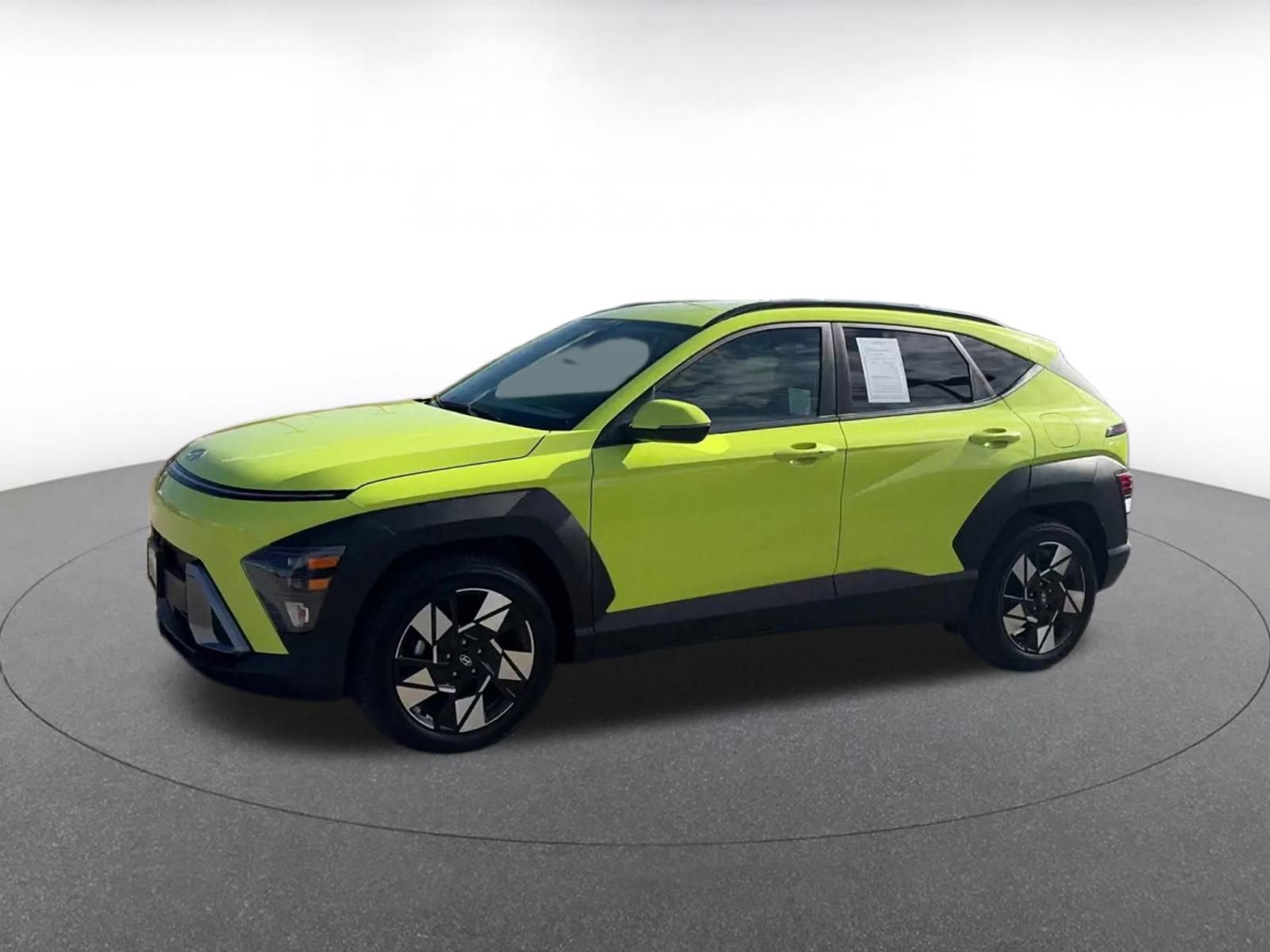 Used 2025 Hyundai Kona SEL image 8