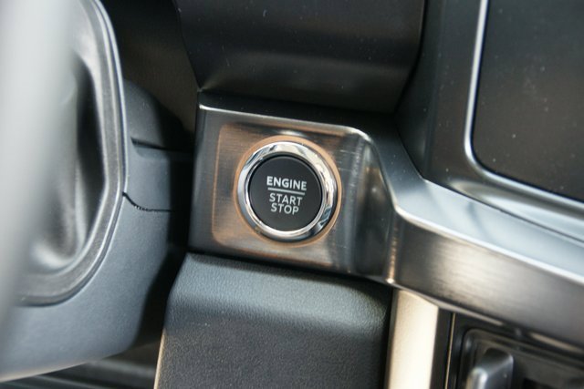 New 2026 Ford F250 Lariat image 24