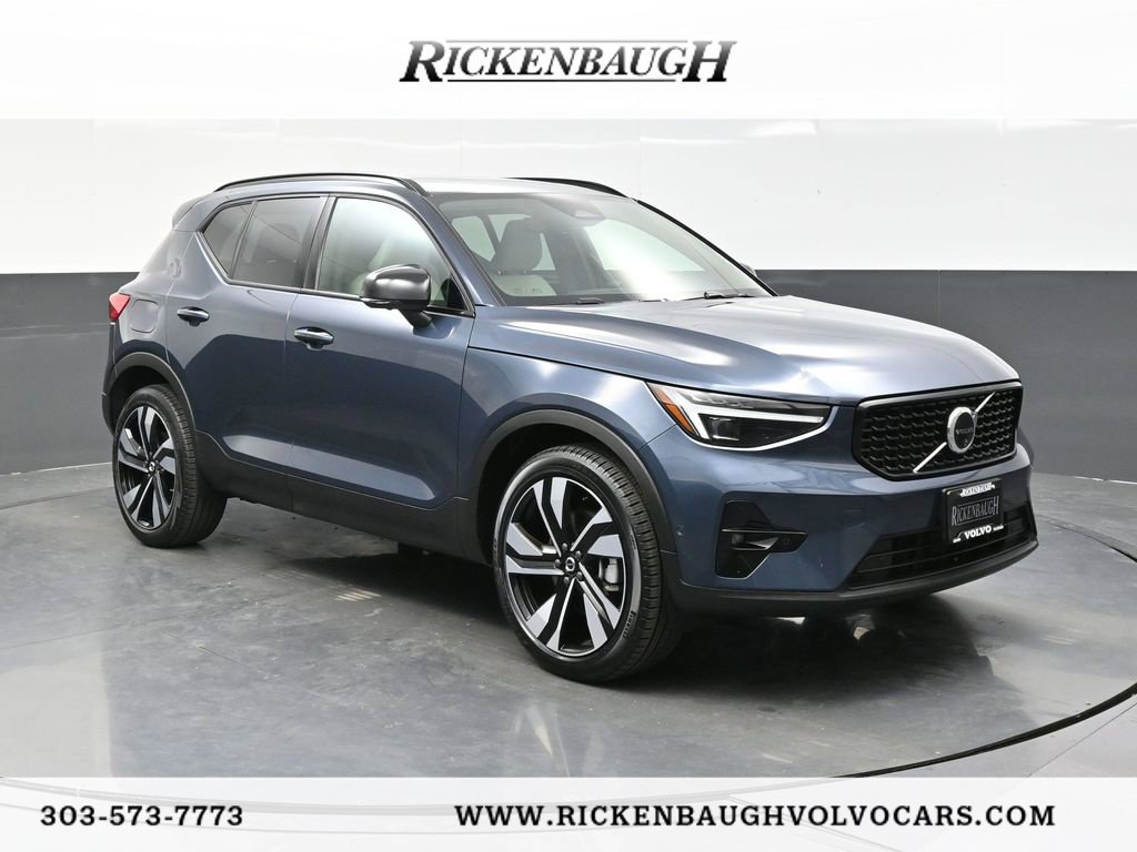Used 2026 Volvo XC40 B5 Plus