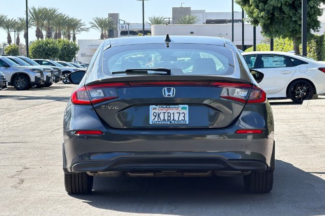 Certified 2024 Honda Civic EX-L image 5