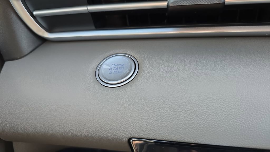 New 2026 Hyundai Elantra SEL Sport Premium FWD image 23