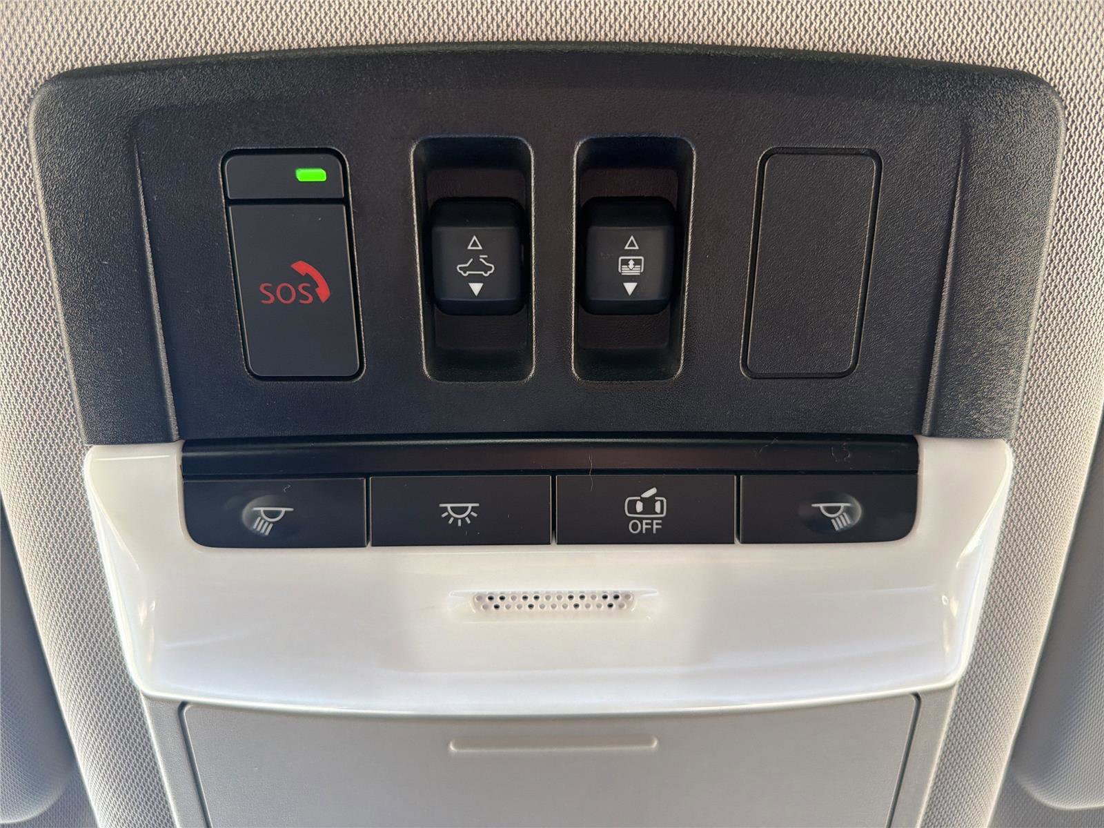Used 2023 Nissan Rogue Platinum AWD/4WD image 5
