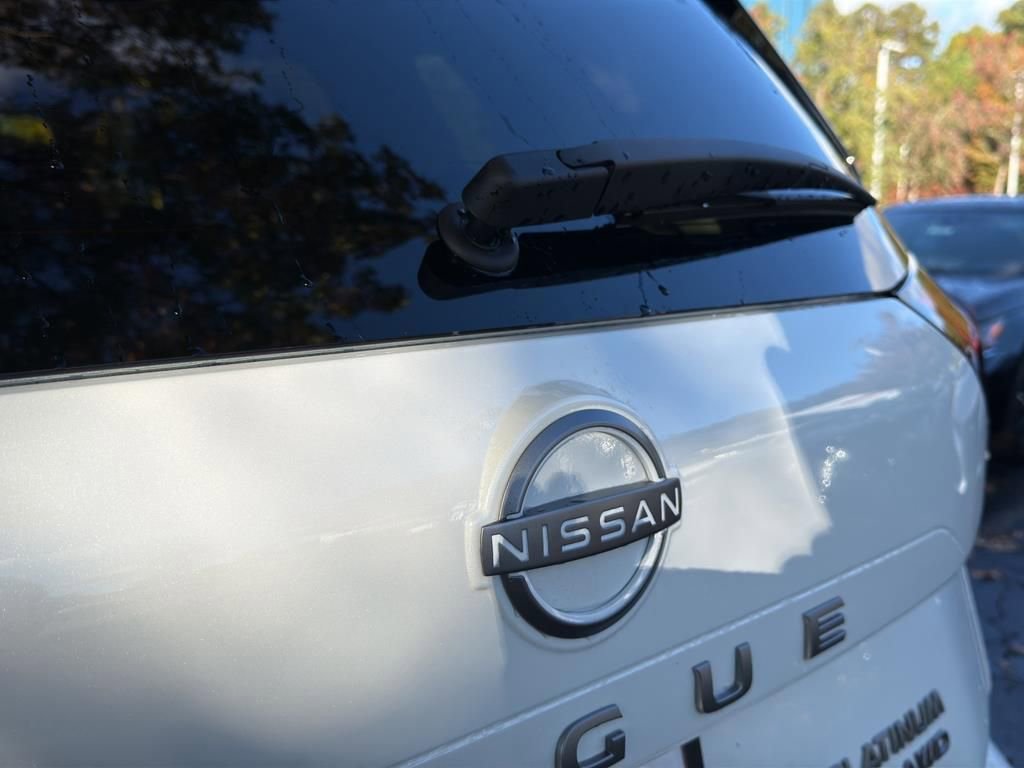 New 2026 Nissan Rogue Platinum image 13