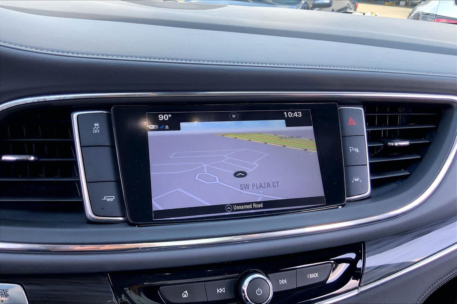 Used 2018 Buick Enclave Premium w/ Experience Buick Package FWD image 31