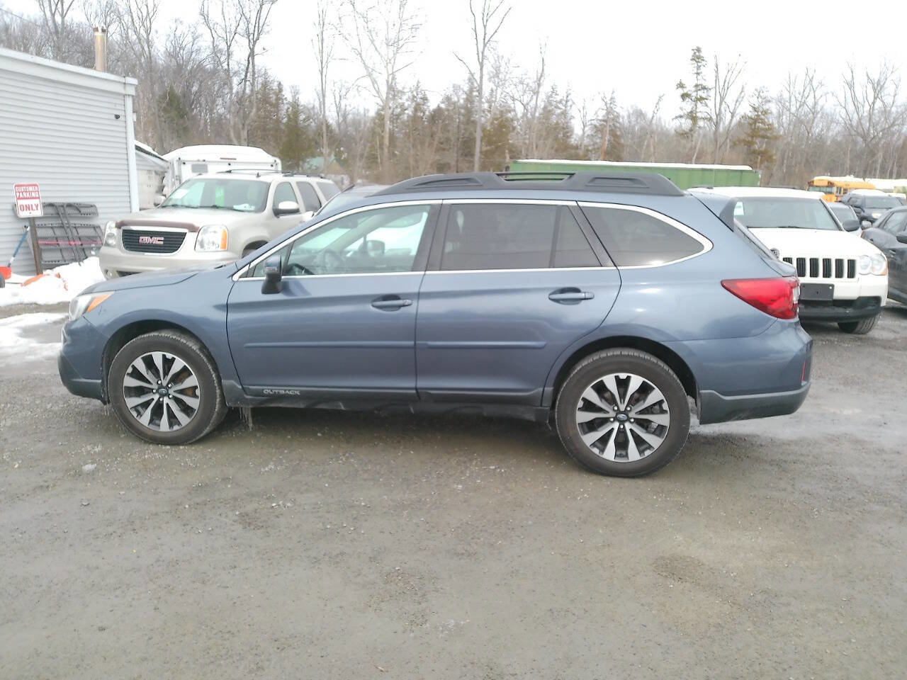 Used 2016 Subaru Outback 2.5i Limited image 12