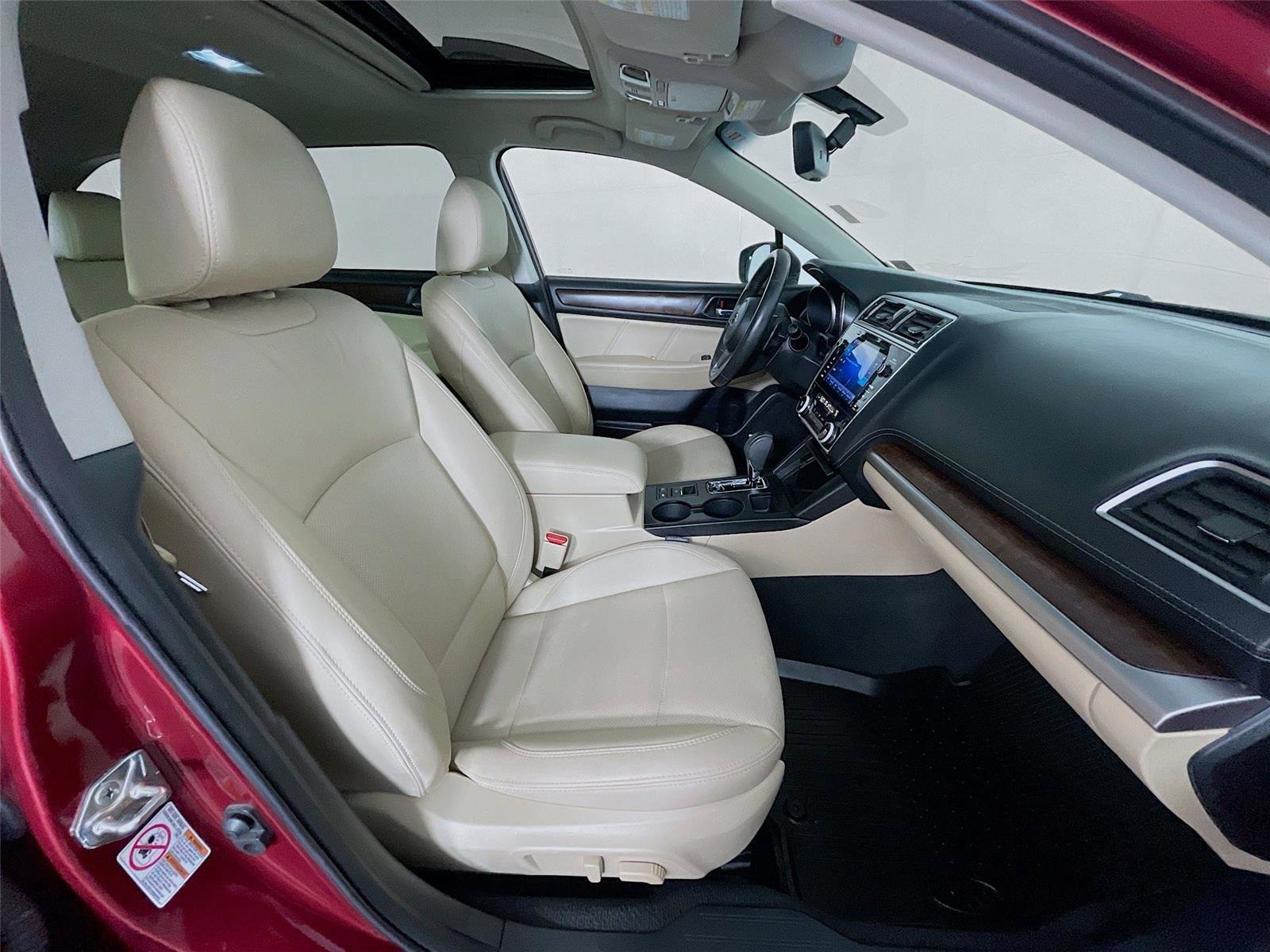 Used 2019 Subaru Outback 2.5i Limited AWD/4WD image 32