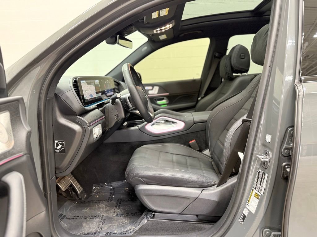 Used 2026 Mercedes-Benz GLS 450 4MATIC image 36