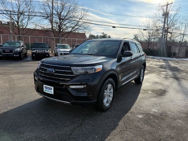 Used 2022 Ford Explorer XLT w/ Equipment Group 202A image 14