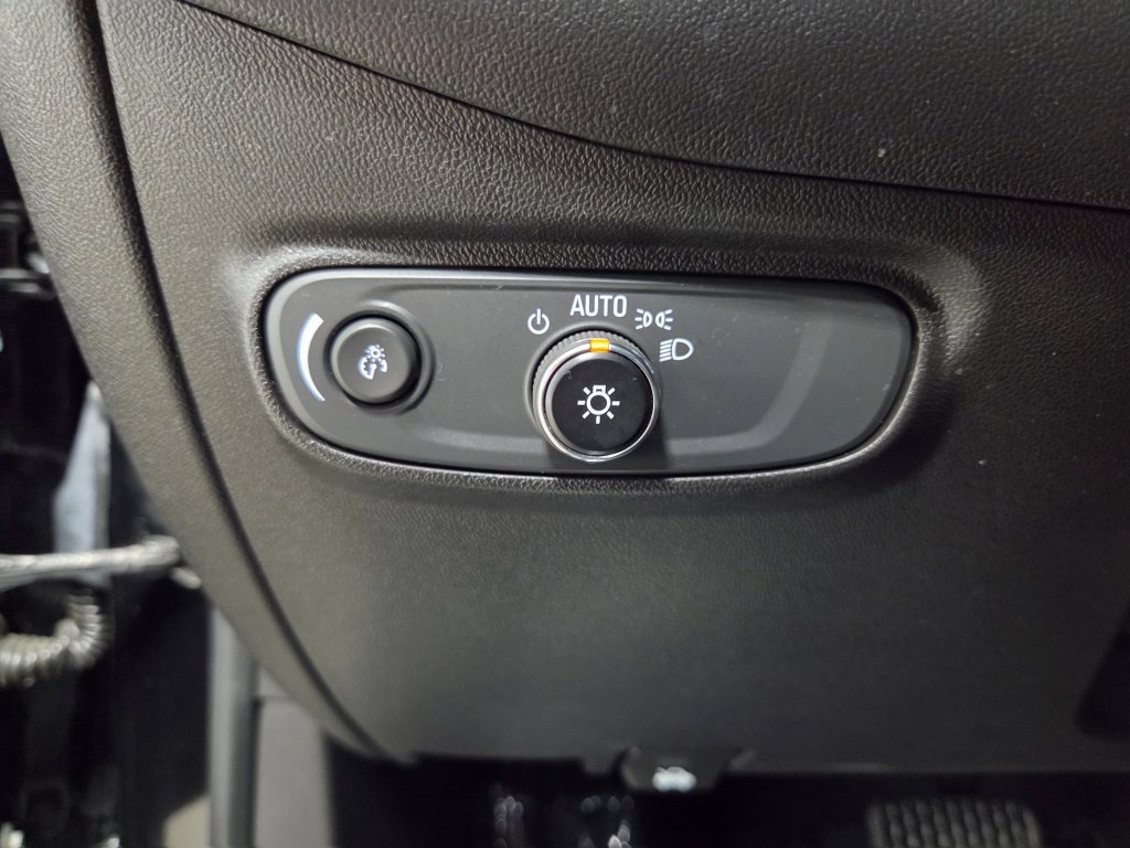 Used 2022 Chevrolet Equinox RS AWD/4WD image 26