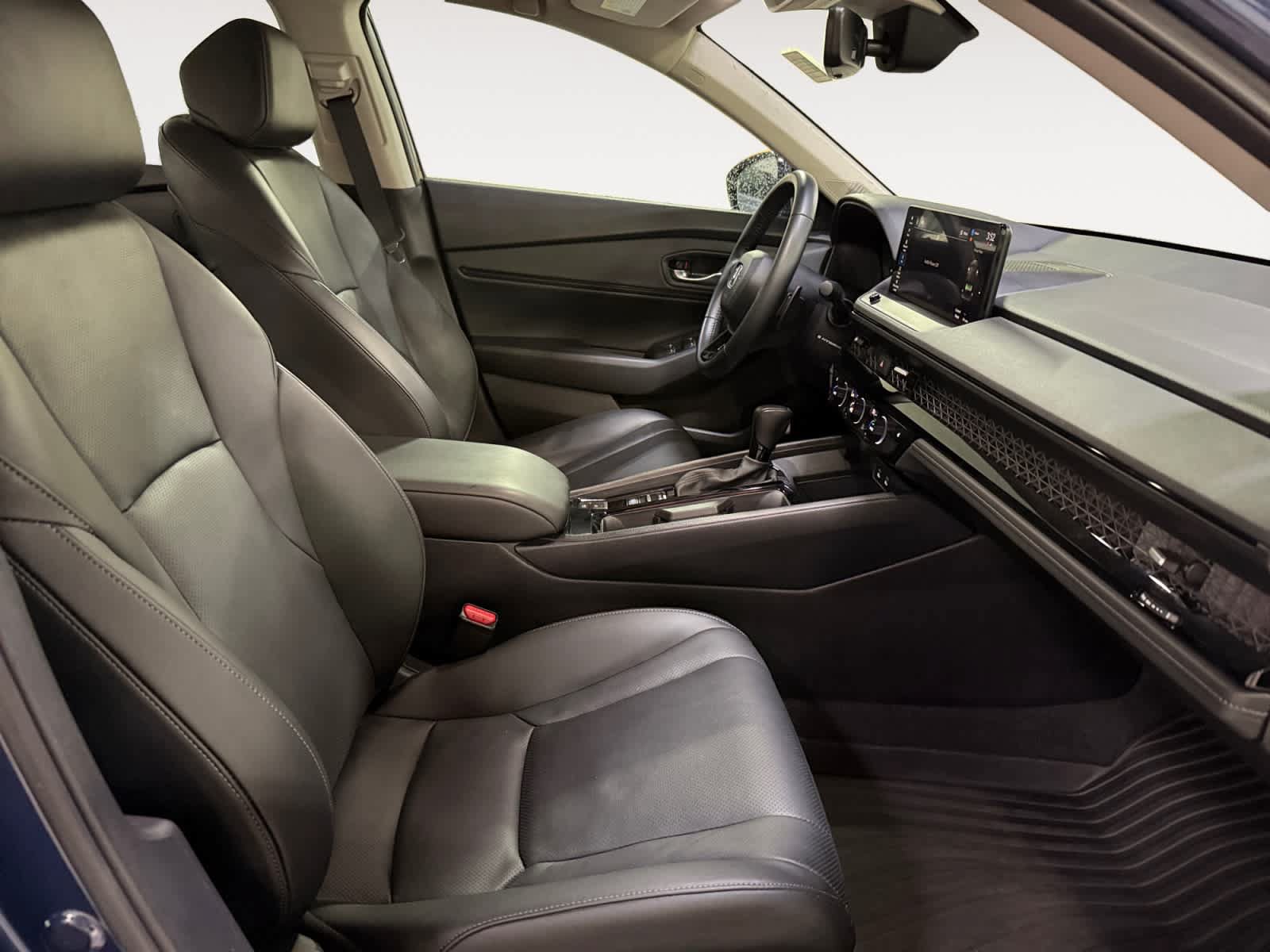 Used 2025 Honda Accord EX-L image 22