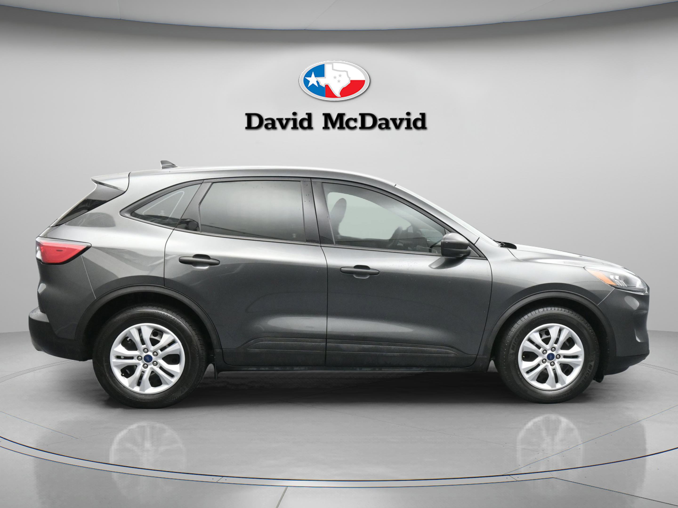 Used 2020 Ford Escape S image 9