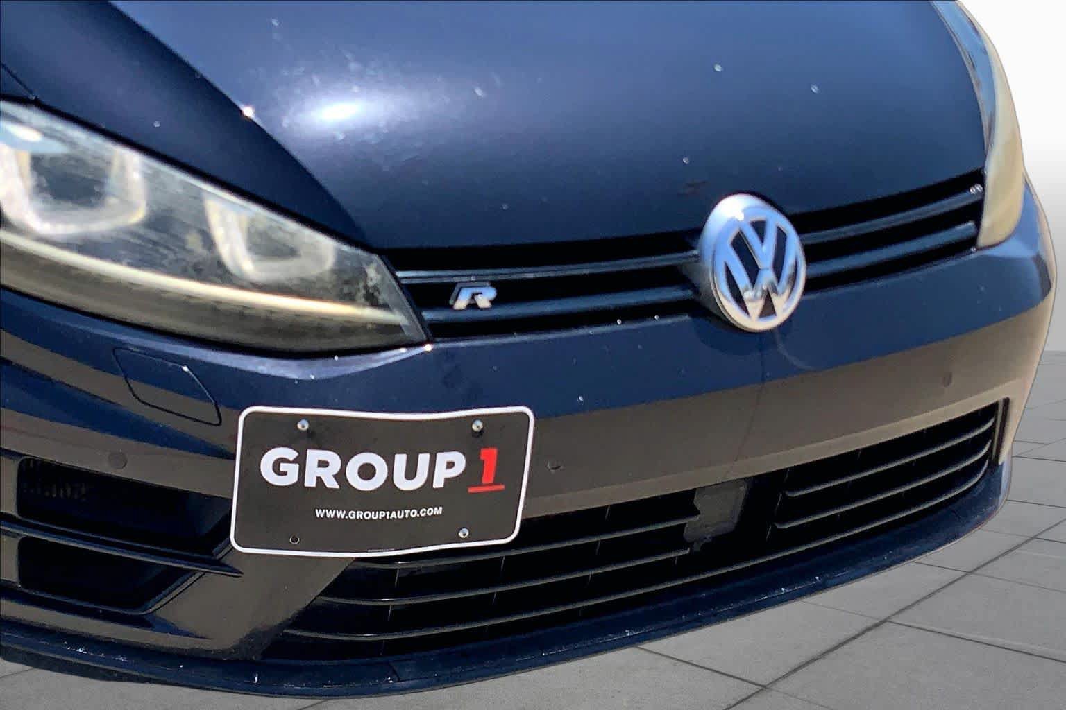 Used 2017 Volkswagen Golf R 4-Door AWD/4WD image 29